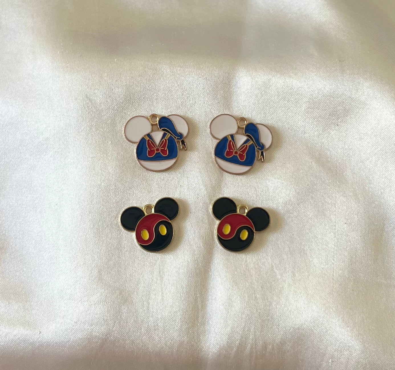 Faceless mickey & donald